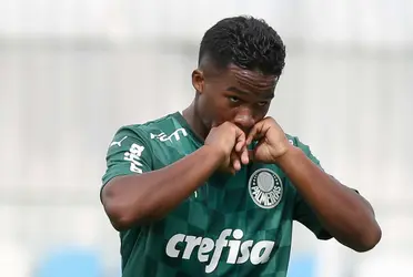 Atacante de apenas 15 anos é uma das maiores promessas do futebol brasileiro