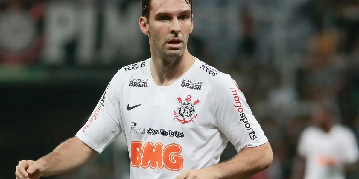 Atacante argentino expõe Corinthians e seu passado polêmico