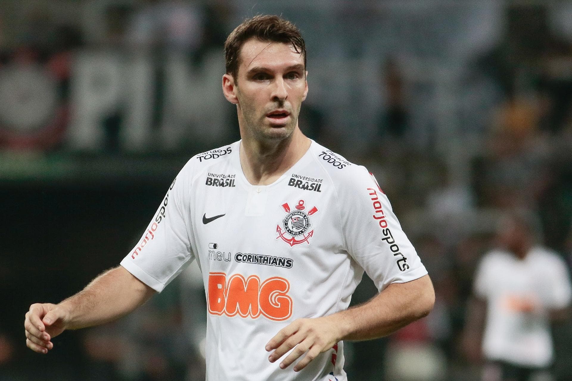 Atacante argentino expõe Corinthians e seu passado polêmico