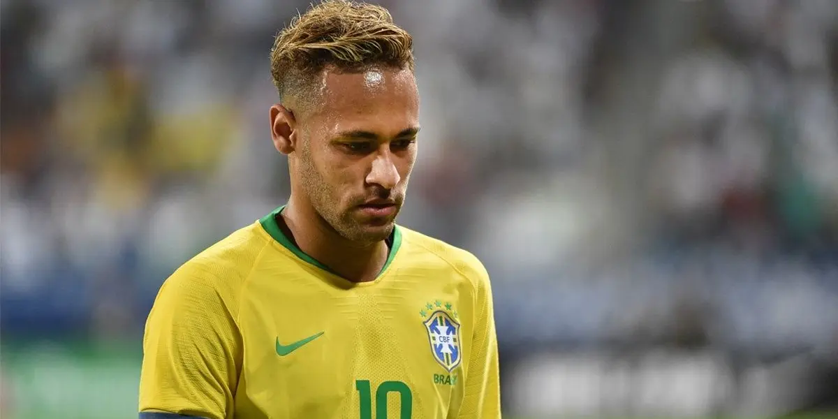 Atacante brasileiro é o principal jogador do país, mas está lesionado
