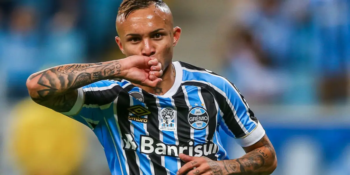 Atacante brasileiro representa atualmente o Benfica