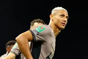 Atacante brasileiro volta a marcar pelo Tottenham, mas clube é eliminado da Copa da Liga Inglesa nos pênaltis