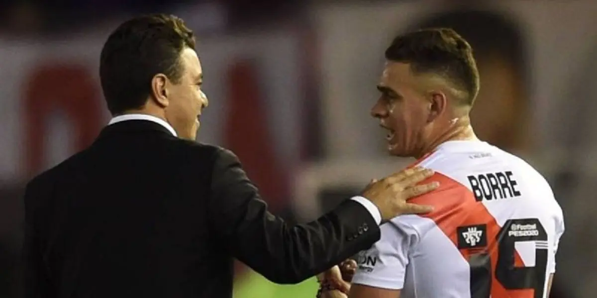 Atacante colombiano ainda não definiu seu futuro