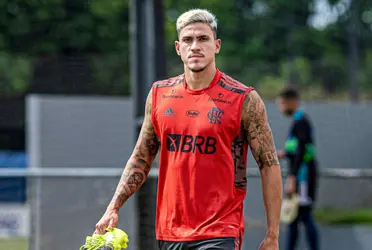 Atacante do Flamengo está com situação turbulenta no clube rubro-negro e é especulado no Benfica