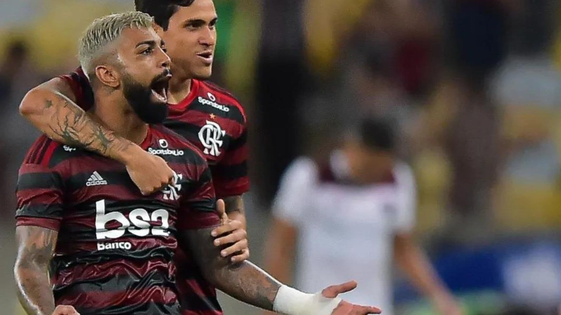Atacante do Flamengo foi flagrado em uma situação inusitada na semana