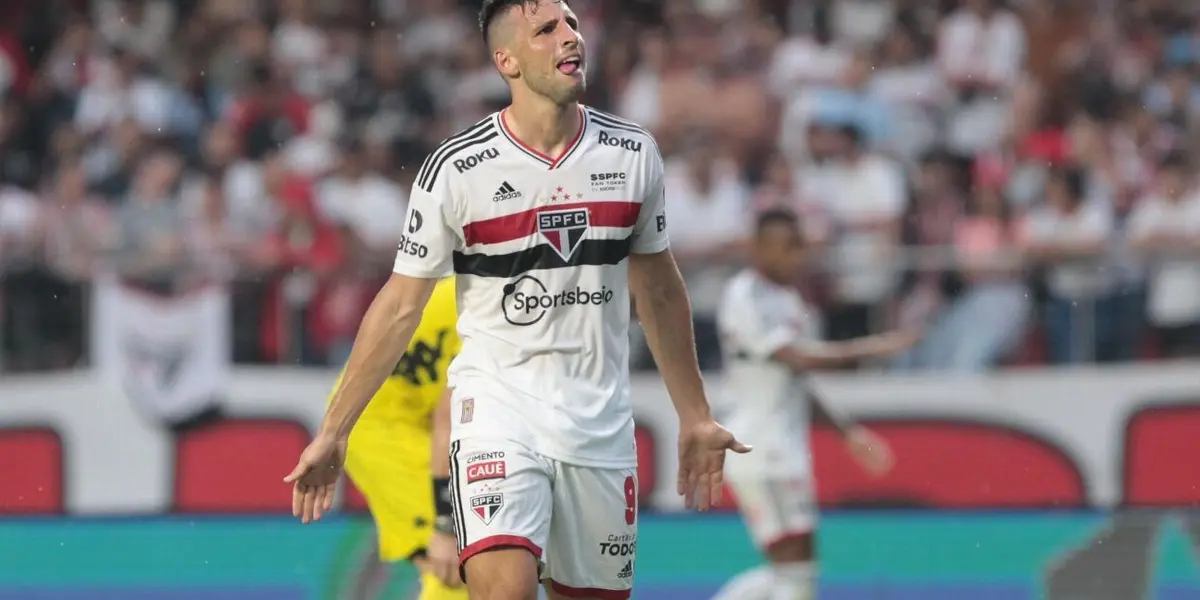 Atacante do São Paulo danificou celular de atleta da base do Palmeiras