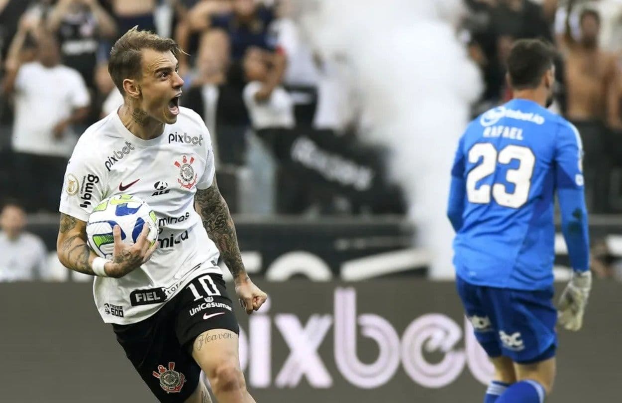 Atacante do Timão foi o melhor jogador em campo no Majestoso
