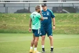 Atacante escolheu seu melhor parceiro de ataque na carreira