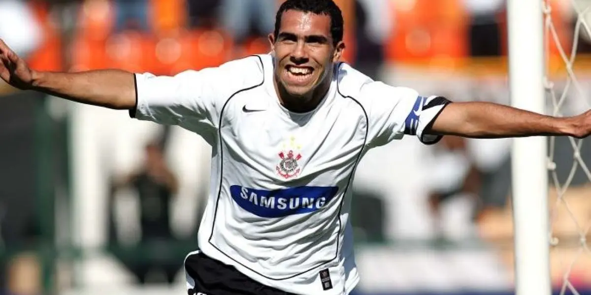 Atacante está sem jogar desde quando deixou o Boca Juniors em julho do ano passado