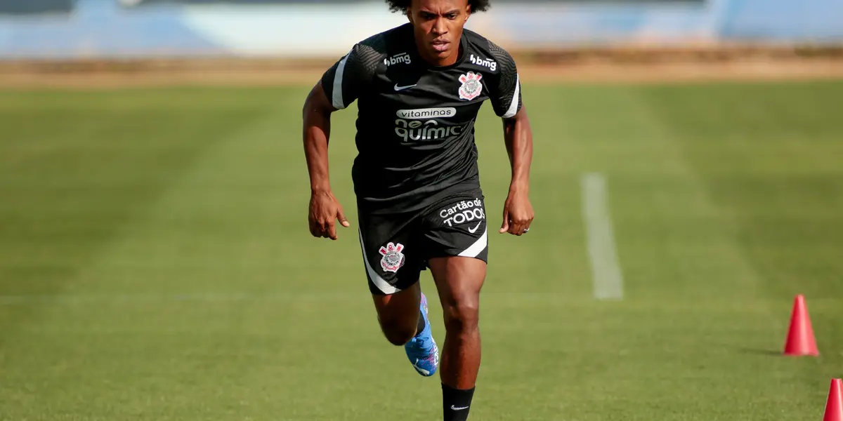 Atacante foi impedido de fazer sua reestreia pelo Corinthians nesse domingo (12) após irregularidade constatada pela Anvisa