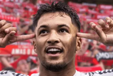 Atacante foi rebaixado com o Santos, mas agora terá vida nova na Europa