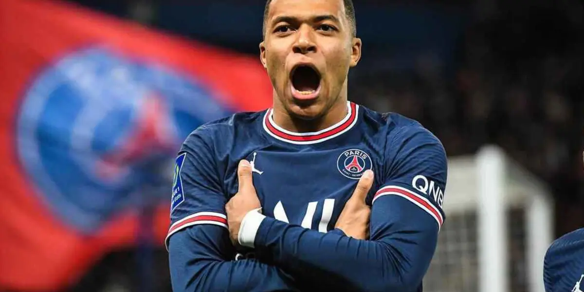 Atacante francês estava em final de contrato