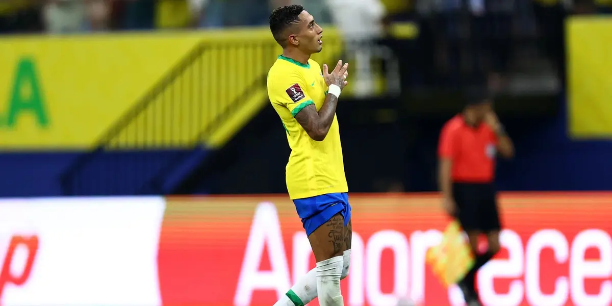 Atacante não deve permanecer no Leeds United