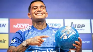 Atacante que virou ídolo no Verdão volta ao clube que o projetou