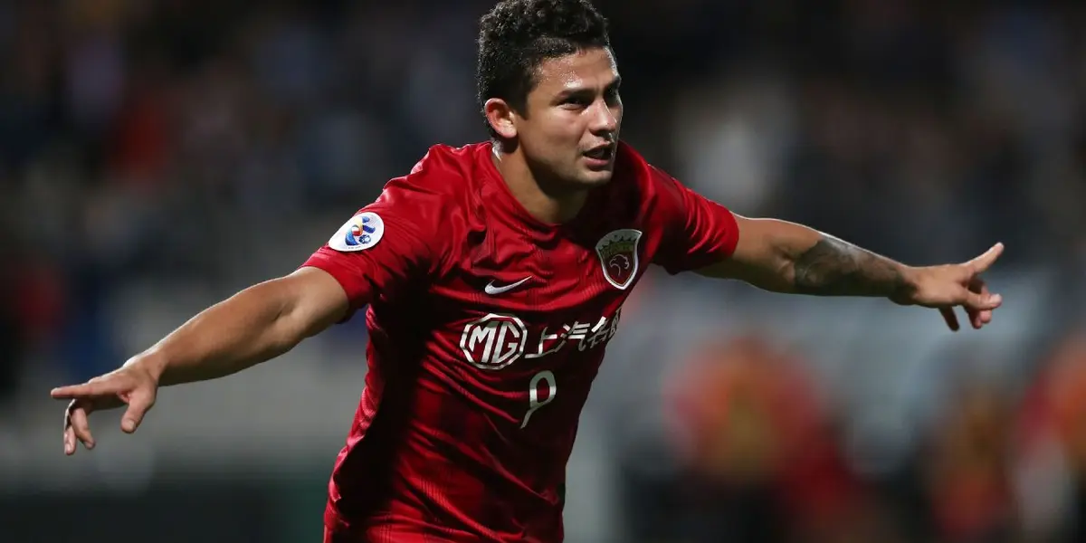 Atacante recebeu proposta de clube chinês e pode retornar para a Ásia