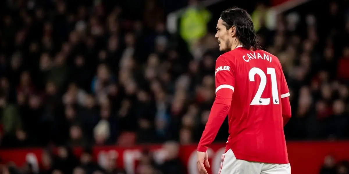 Atacante uruguaio tem contrato até junho com o Manchester United