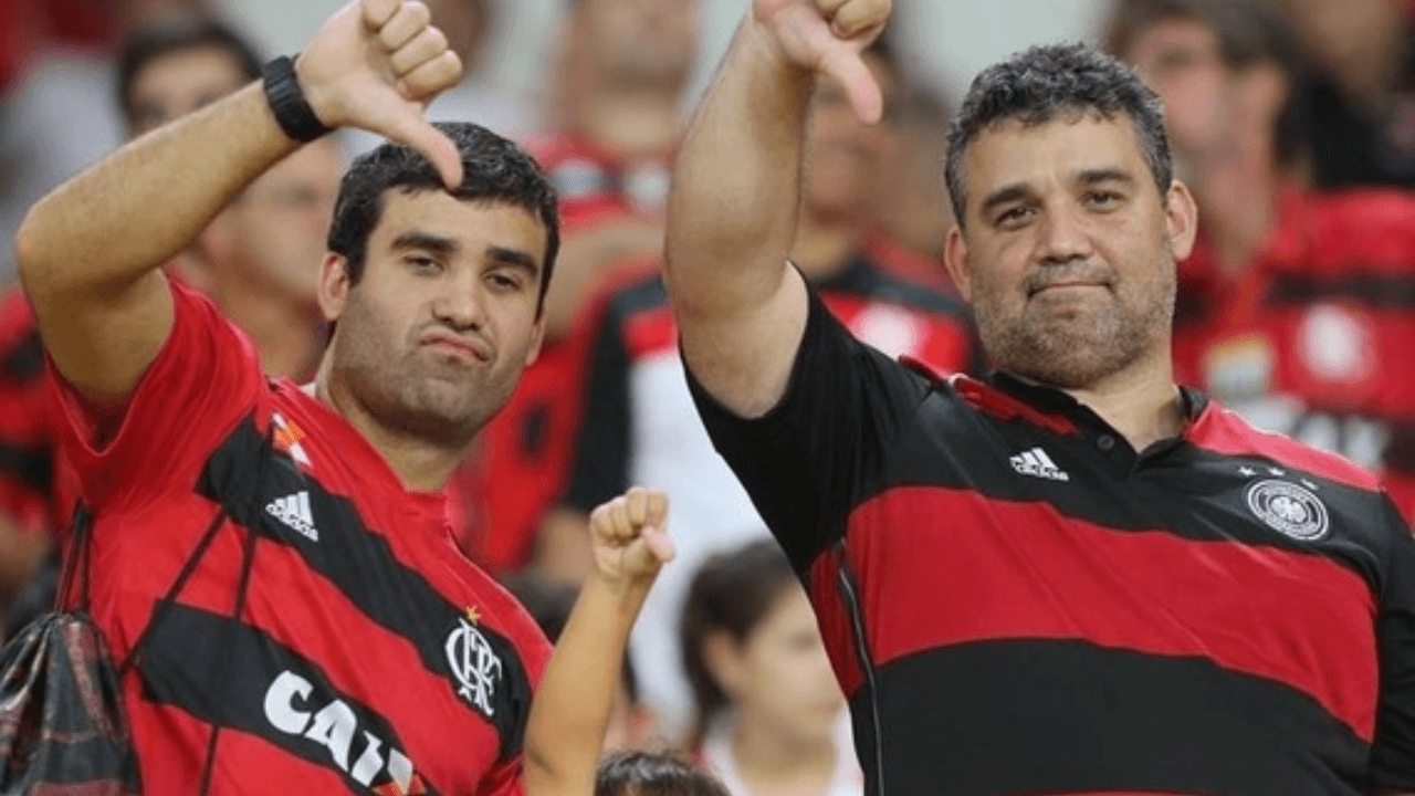 Atleta anunciou a saída do rubro-negro por meio de um video em suas redes sociais