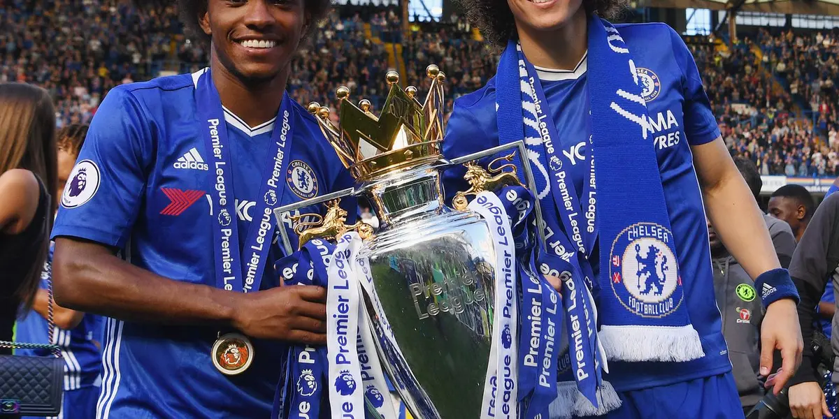 Atualmente rivais em Corinthians e Flamengo, Willian e David Luiz jogaram sete anos juntos no Chelsea e Arsenal