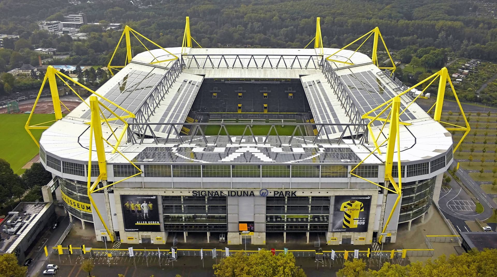 Aurinegros tentam diminuir a vantagem para o líder Bayern