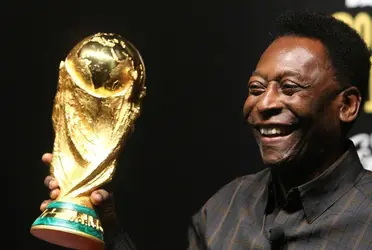 Ausência dos ídolos do Pentacampeonato tentaram justificar ausência no velório de Pelé