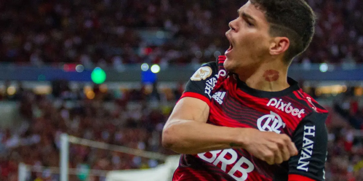 Ayrton Lucas é um dos melhores do Fla em 2023