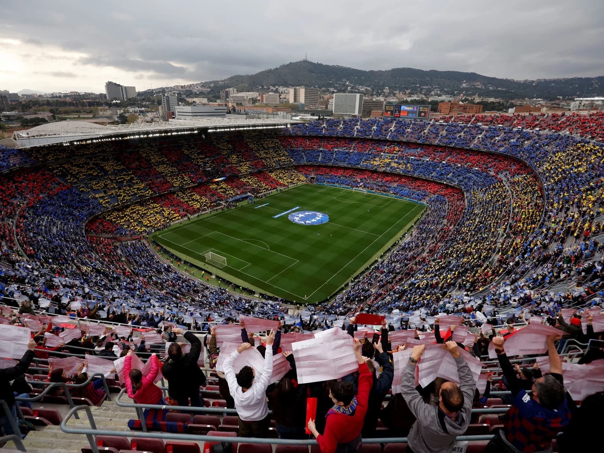 Barcelona recebe o time de Vallecas no Camp Nou
