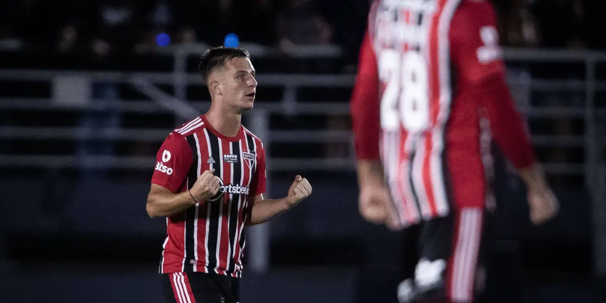 Bastidores: Julio Casares, presidente do São Paulo Futebol Clube, liderou uma briga nos vestiários que trouxe a vitória contra o São Bento, pelo Paulistão 2023