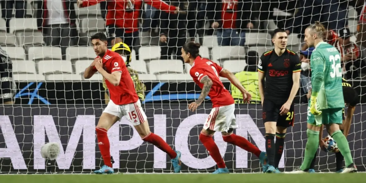 Benfica e Ajax empatam 2-2 em jogaço de futebol