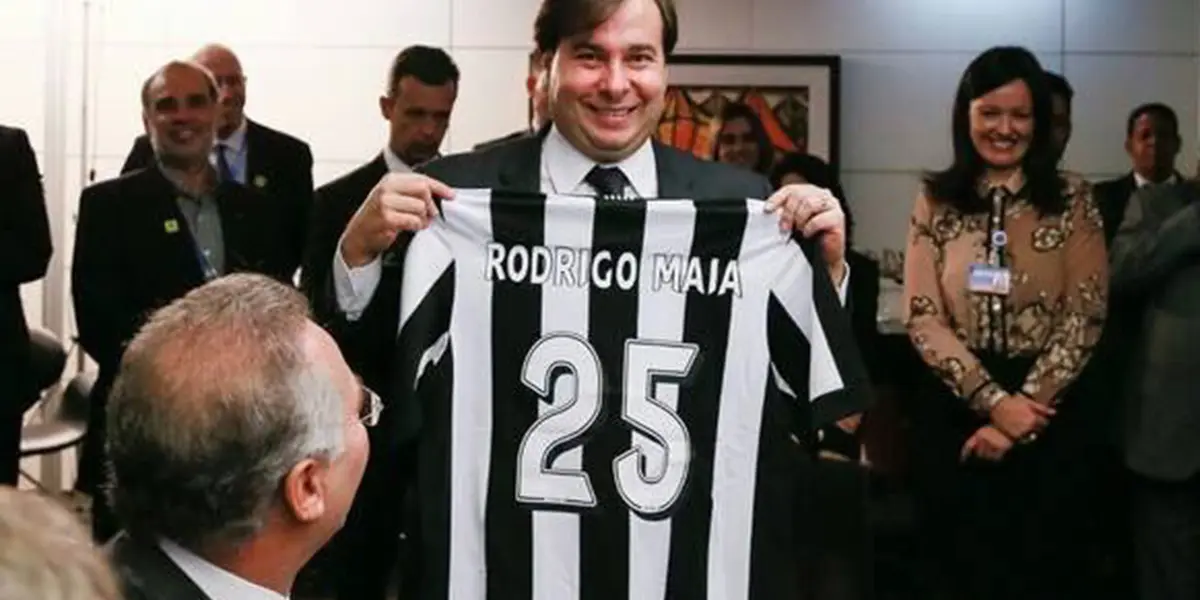 Botafoguense e um dos principais articuladores da legislação do clube-empresa não gostou dos valores