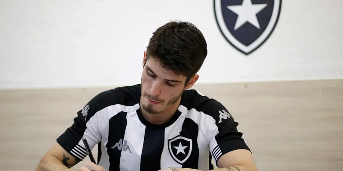 Brasileiro cria da base do São Paulo após passagem pelo futebol europeu