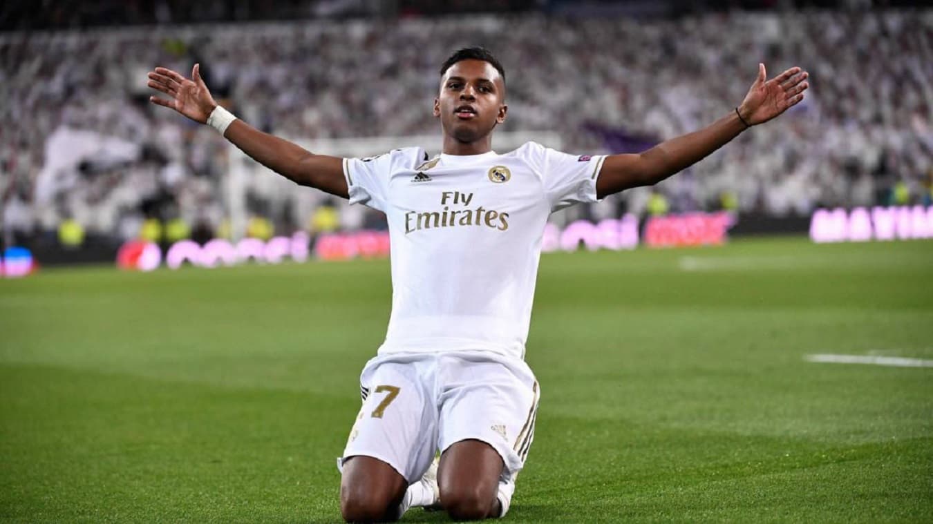 Brasileiro do Real Madrid falou sobre adaptação na Europa, relação com Ancelotti e qual jogador do Real ele mais admira