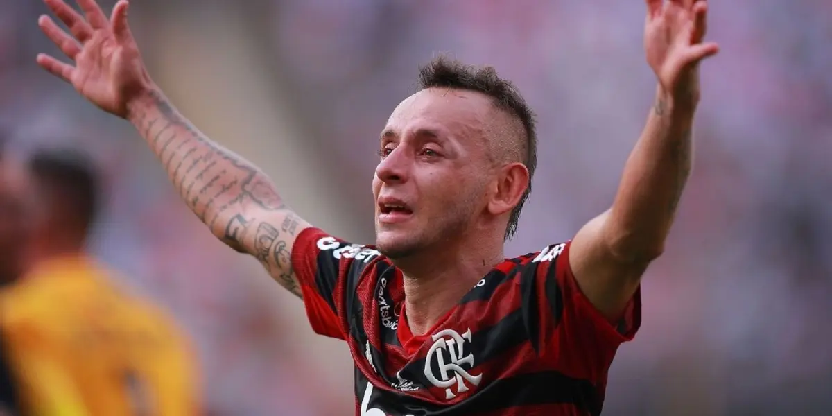 Brasileiro saiu do Flamengo em agosto do ano passado