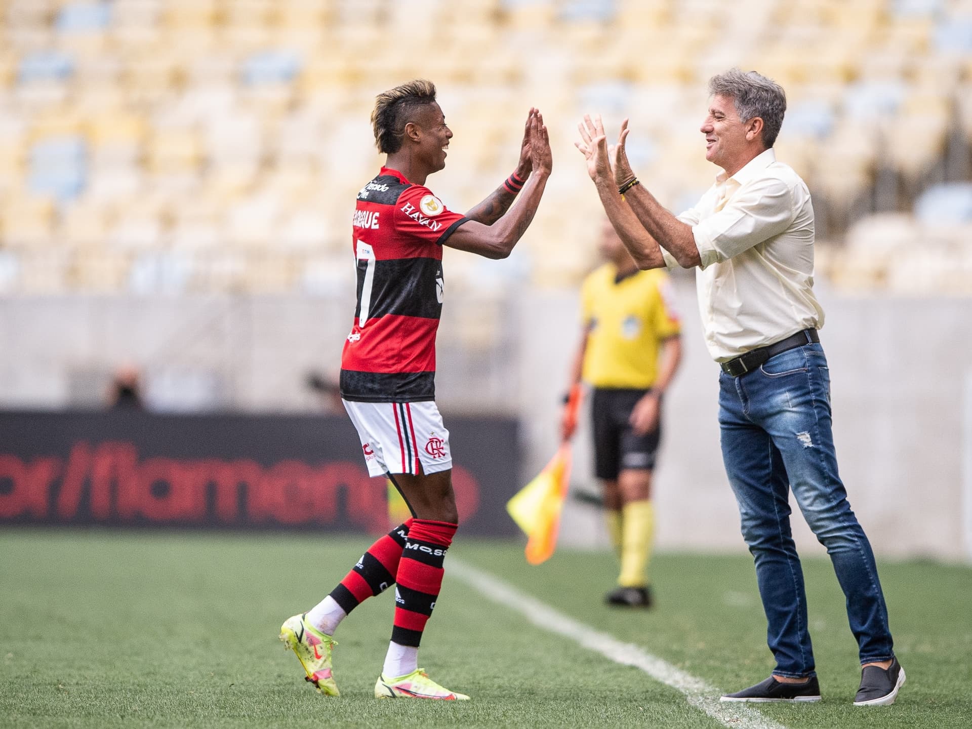 Bruno Henrique é um dos grandes atacantes do Brasil nos últimos anos, mas não recebe as mesmas chances na seleção brasileira