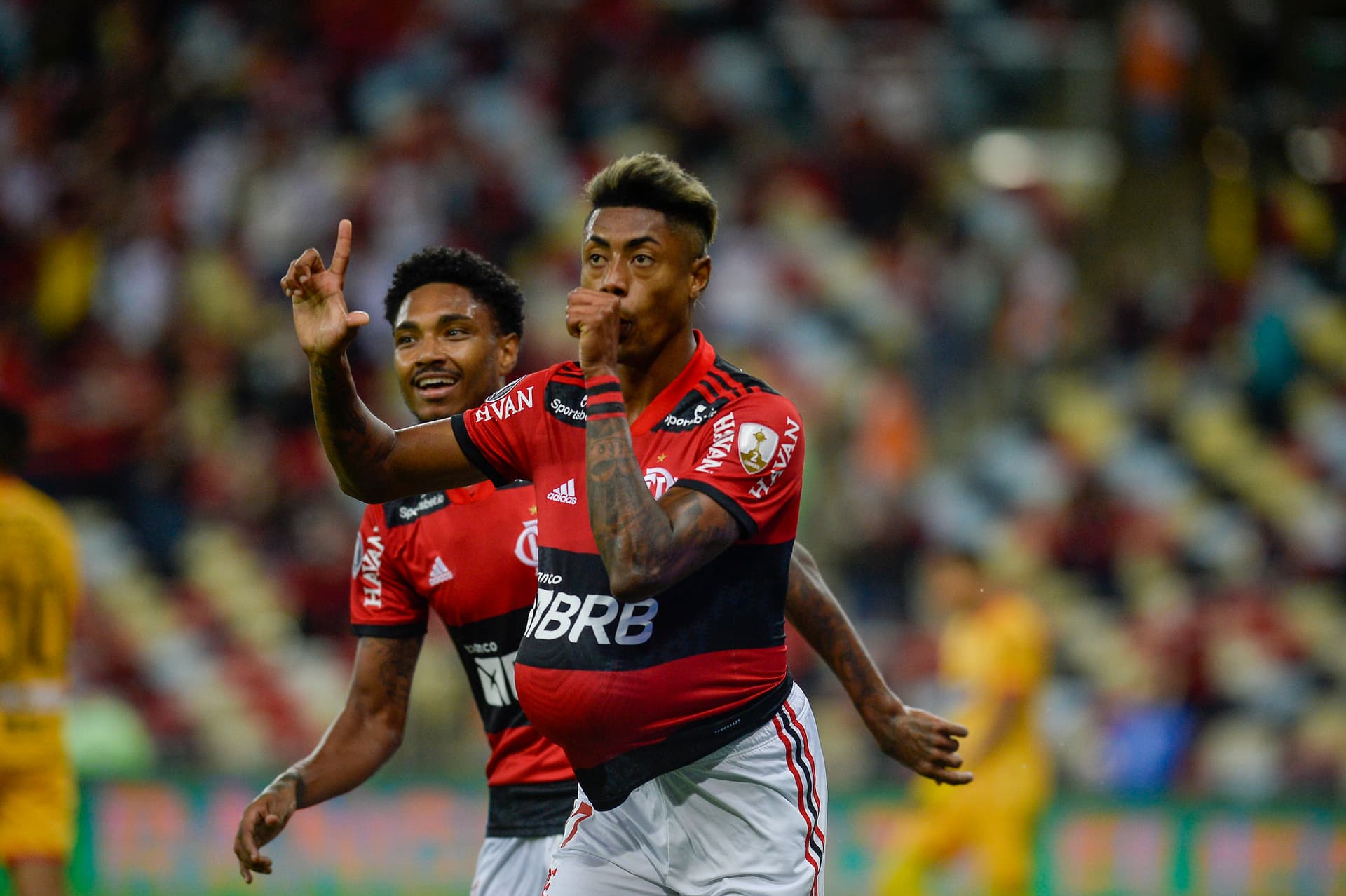 Bruno Henrique foi o herói do Flamengo no primeiro jogo da semifinal da Copa Libertadores diante do Barcelona de Guayaquil
