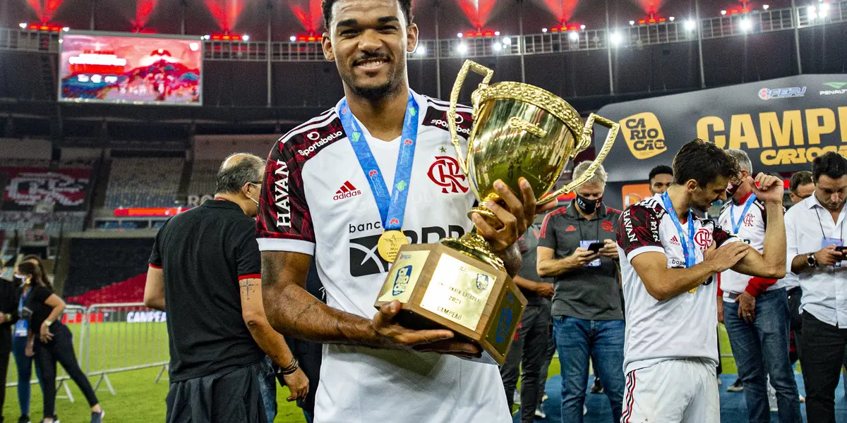 Bruno Viana chegou ao Flamengo e não conseguiu superar as críticas