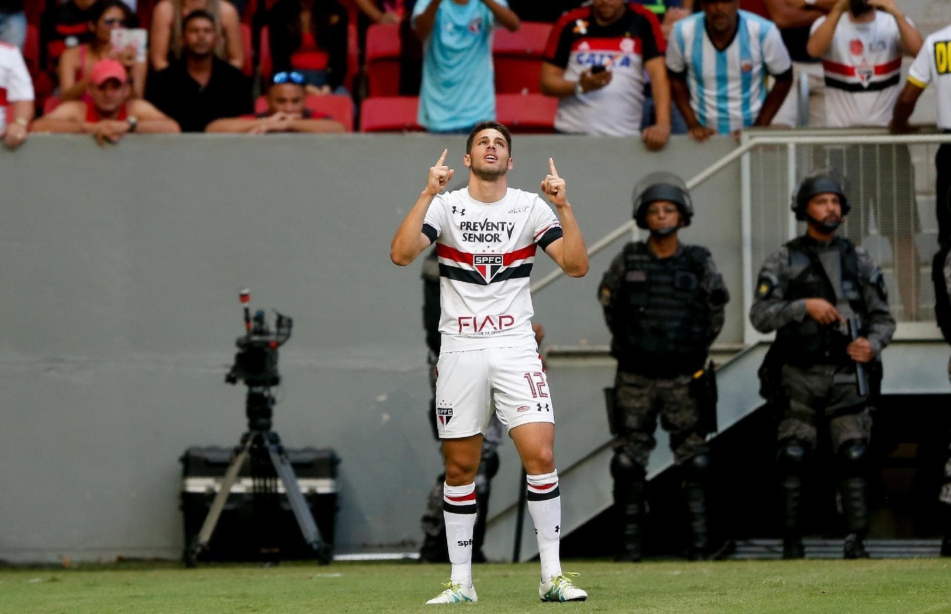 Calleri está perto de acertar seu retorno ao São Paulo