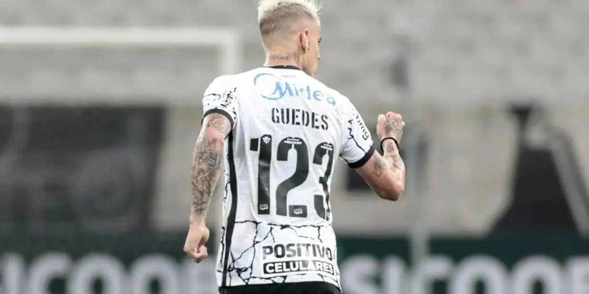 Camisa 123 estreou marcando gol, mas antes da cobrança da falta