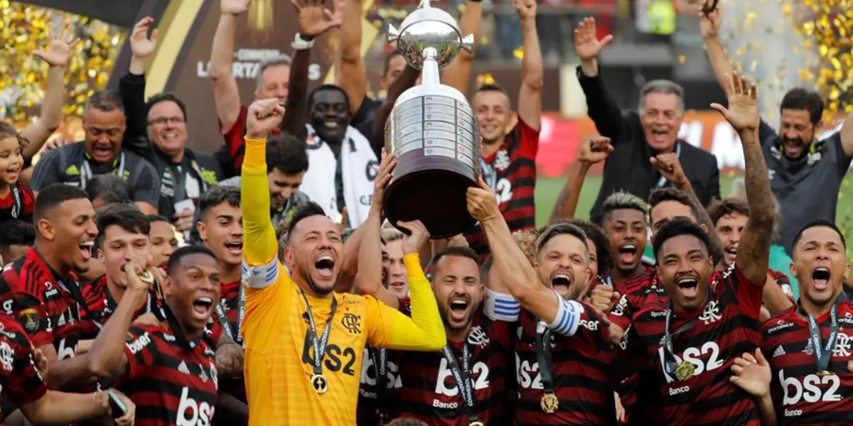 Campeão da Libertadores pelo Flamengo está perto de assinar com novo clube