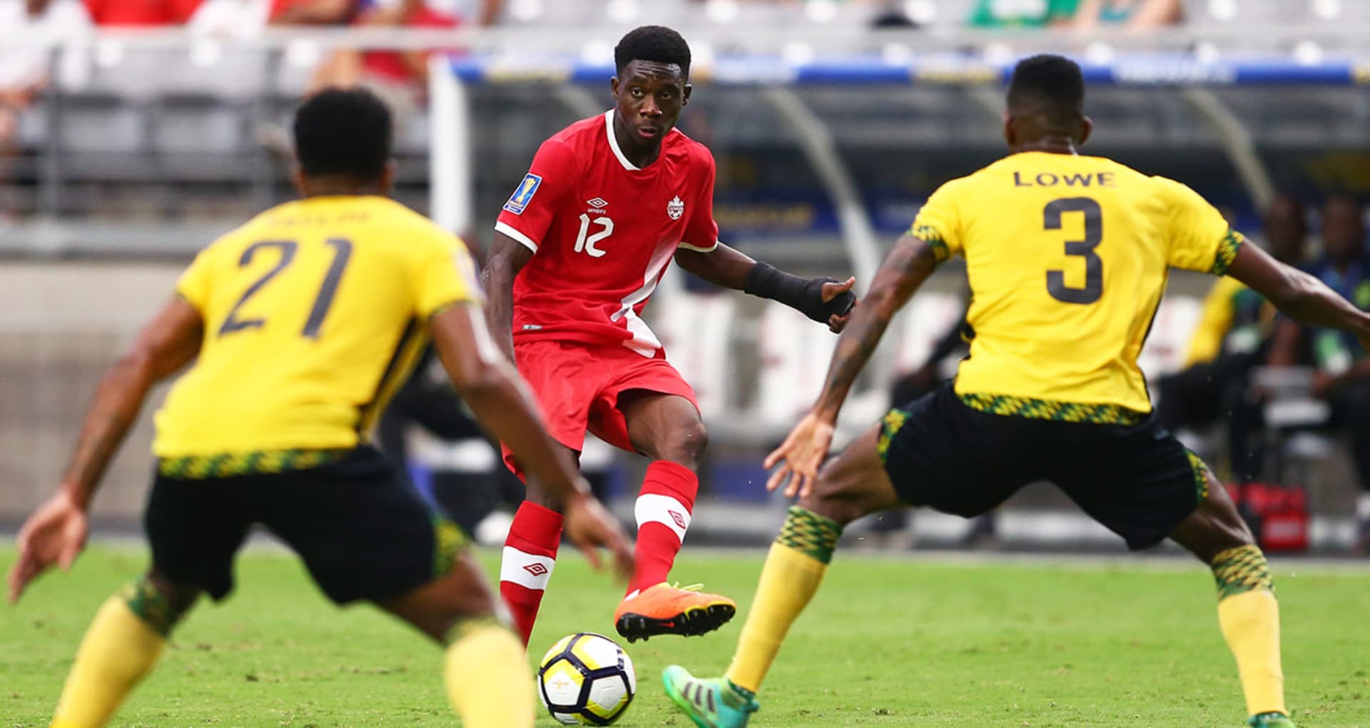 Canadenses procuram se classificar para a Copa do Mundo