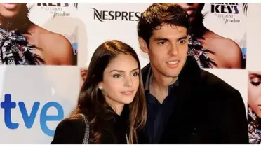 Carol Celico e Kaká com blusas pretas