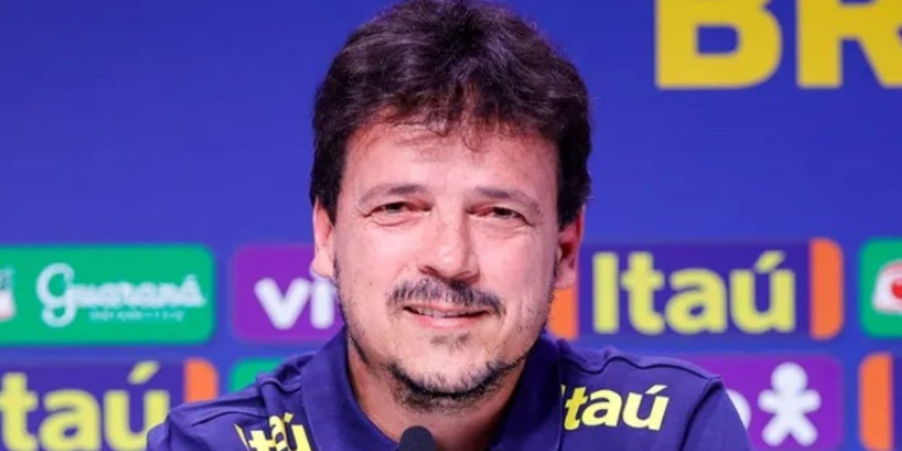 CBF divulgou vídeo da preleção do jogo contra a Bolívia e discurso de Fernando Diniz chama a atenção