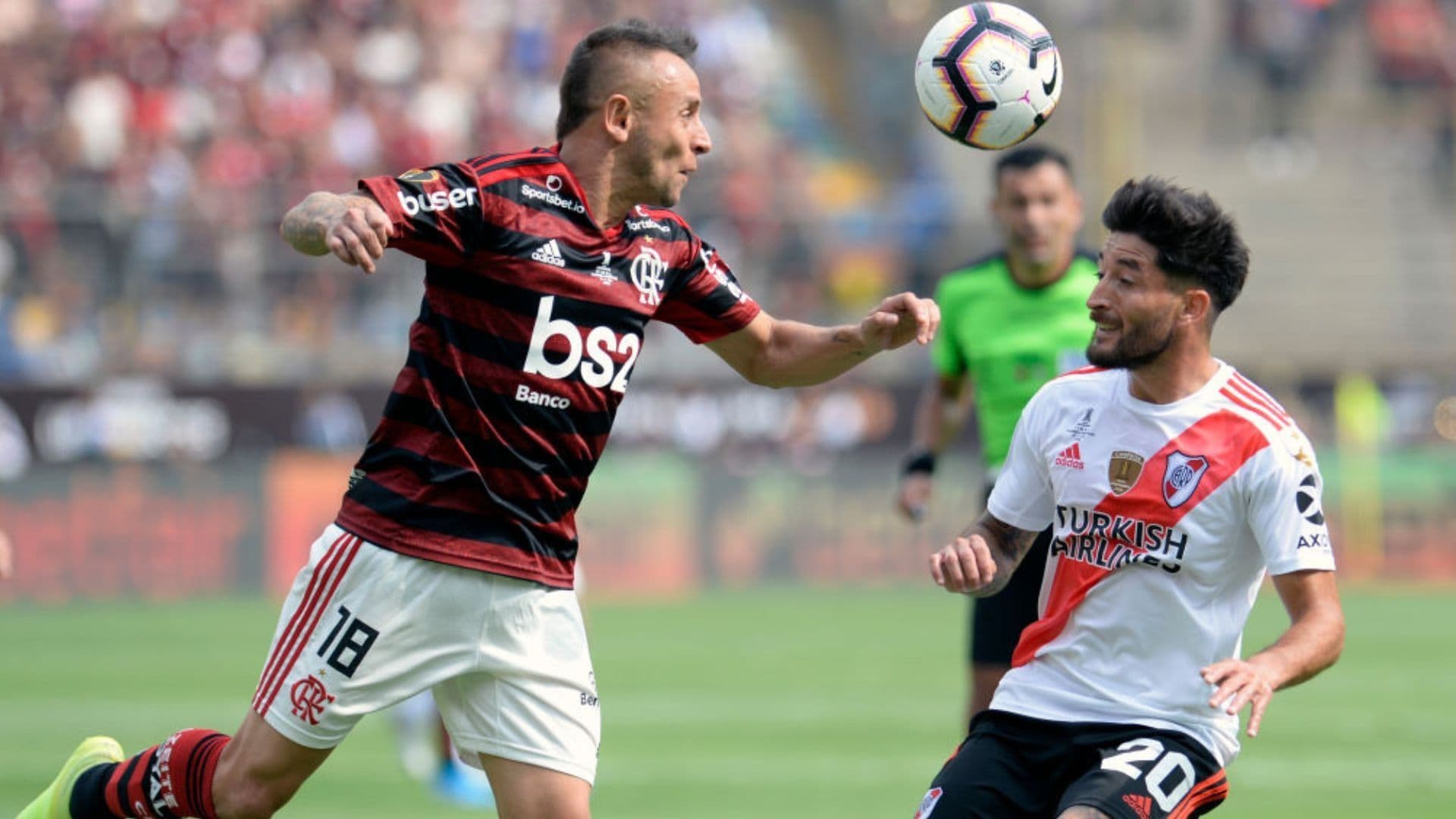 Clube carioca abrirá conversas com Juan Quintero, do River Plate e Carlos Alcaraz, do Racing