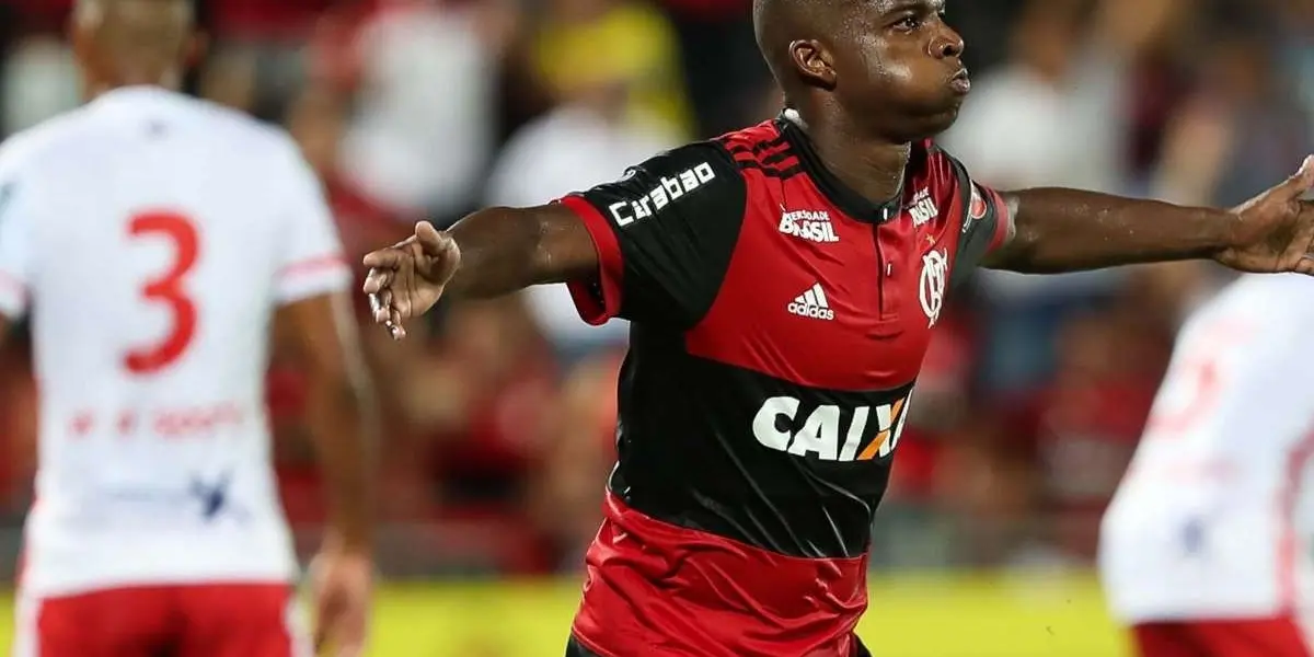 Clube carioca deve encerrar as negociações nos próximos dias e notícia surpreende