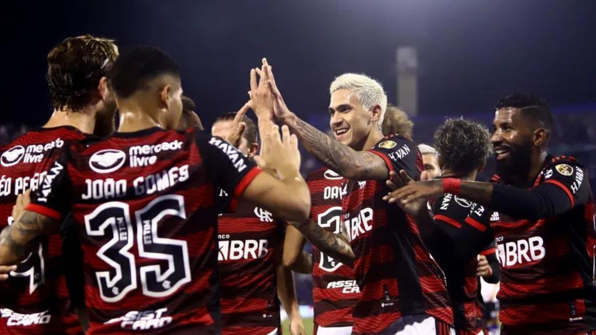 Clube carioca oficializou a contratação do jogador e pagará quantia milionária para clube russo