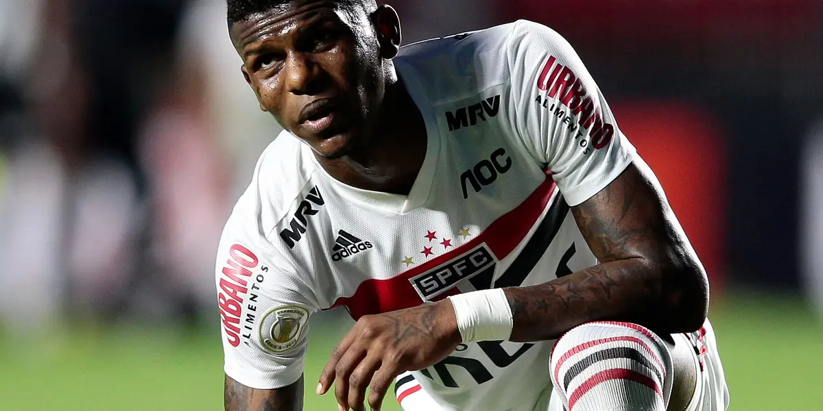 Clube e jogador estão num impasse para renovação contratual