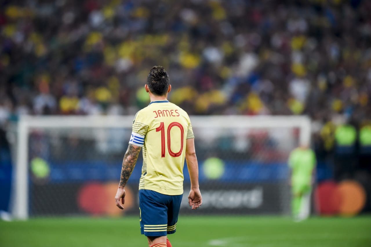 Clube estaria interessado na contratação do colombiano e possível novo diretor seria a chave para a negociação