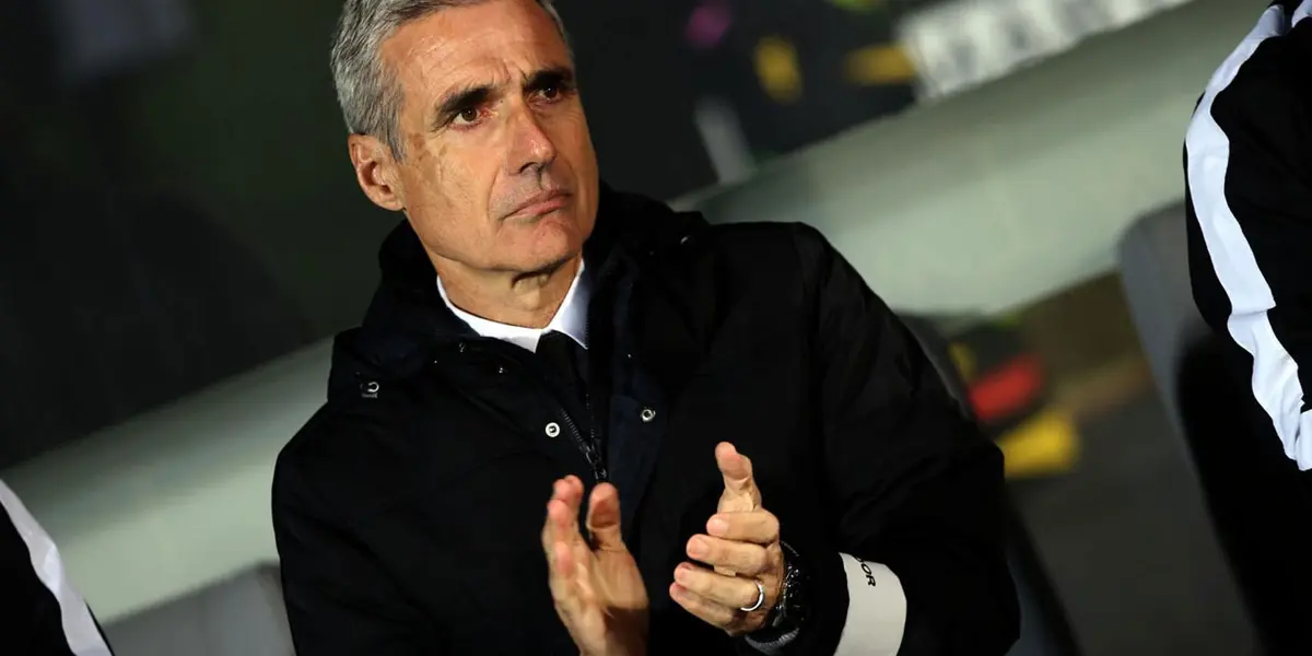 Clube estava com negociações em andamento com Castro, mas o destino do treinador deve ser mesmo o Corinthians