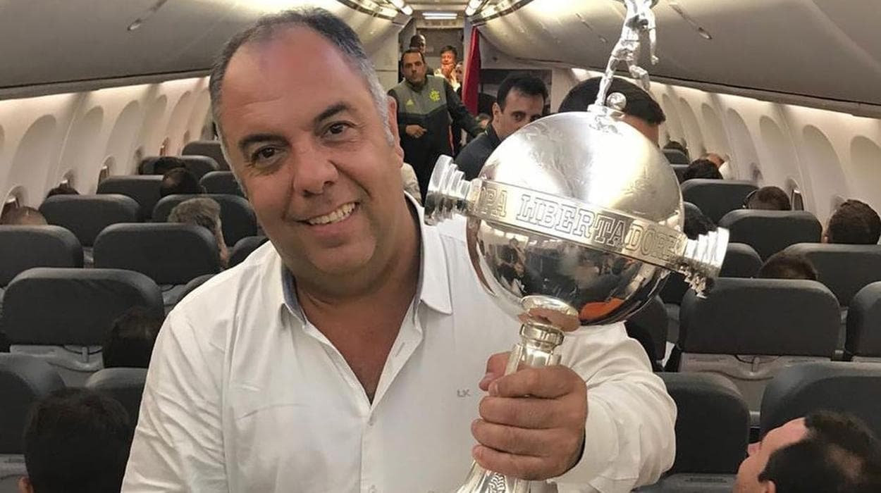 Clube havia convocado coletiva de imprensa e, após muito atraso, cancelou sem justificativa