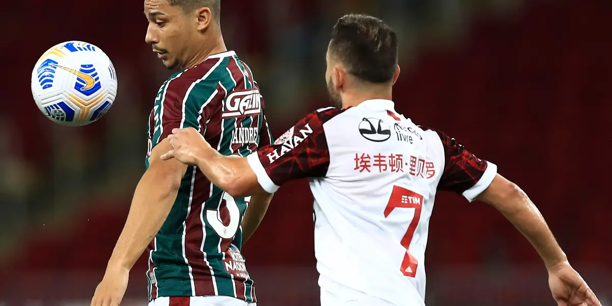 Clube inovou na promoção de marcas em sua camisa no clássico contra o Fluminense