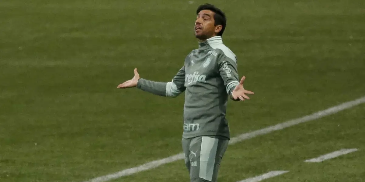 Clube perdeu mais um partida em casa e ficou a sete pontos do líder Atlético-MG